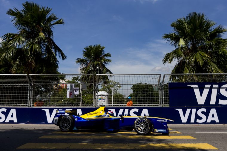 Buemi on top in first free practice session