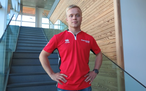 Rosenqvist joins Mahindra for season three