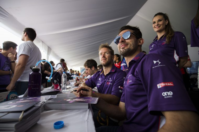 Closed Circuit: DS Virgin Racing in Buenos Aires