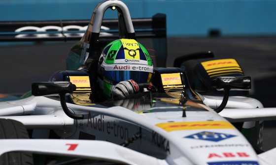 Nevermind the bollards: di Grassi on provisional pole position
