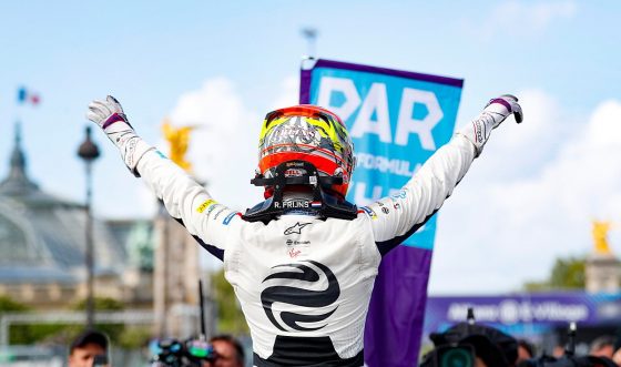 Frijns braves the storm to take maiden victory