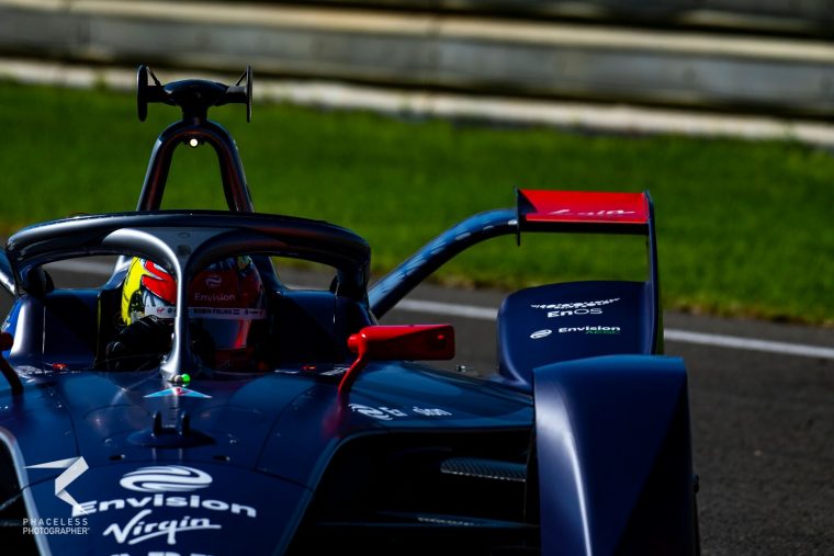 Frijns leads the way on second morning